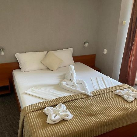 Sea Horse Hotel Burgas Exterior photo