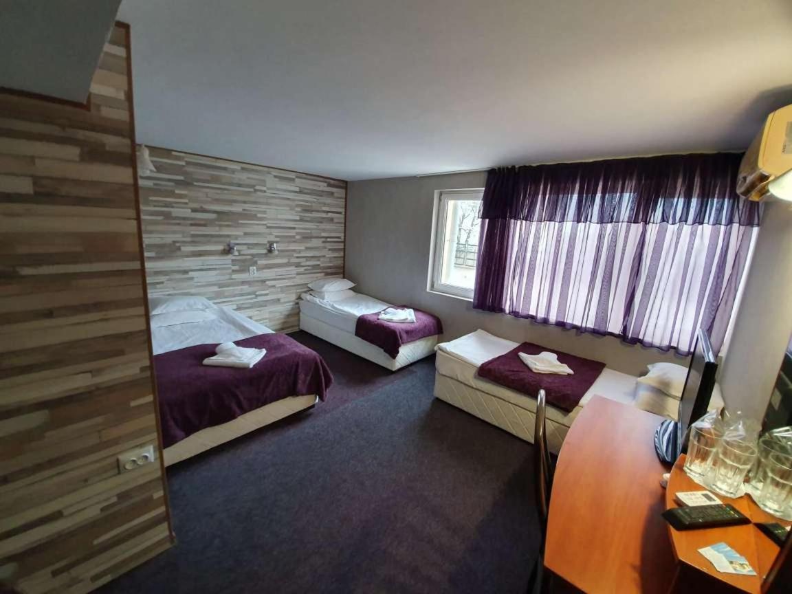 Sea Horse Hotel Burgas Exterior photo