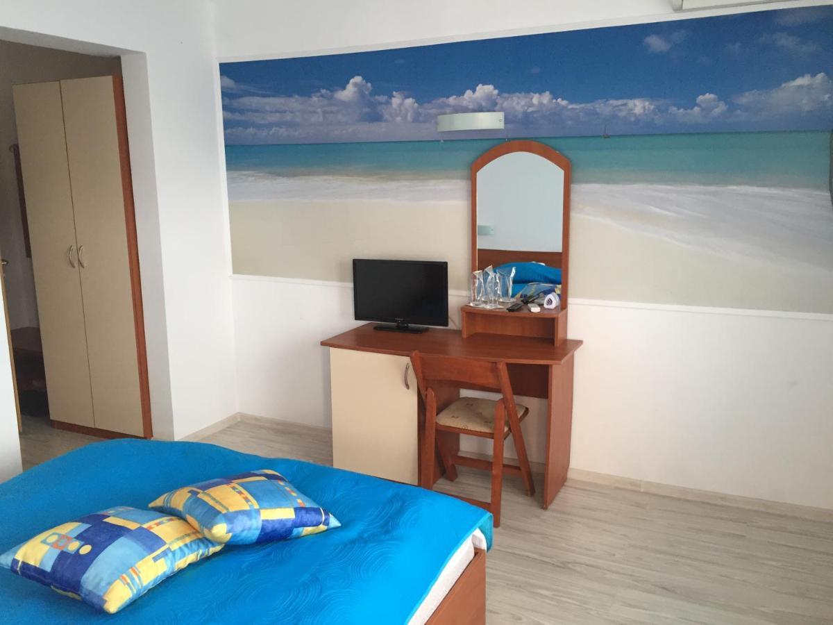 Sea Horse Hotel Burgas Exterior photo