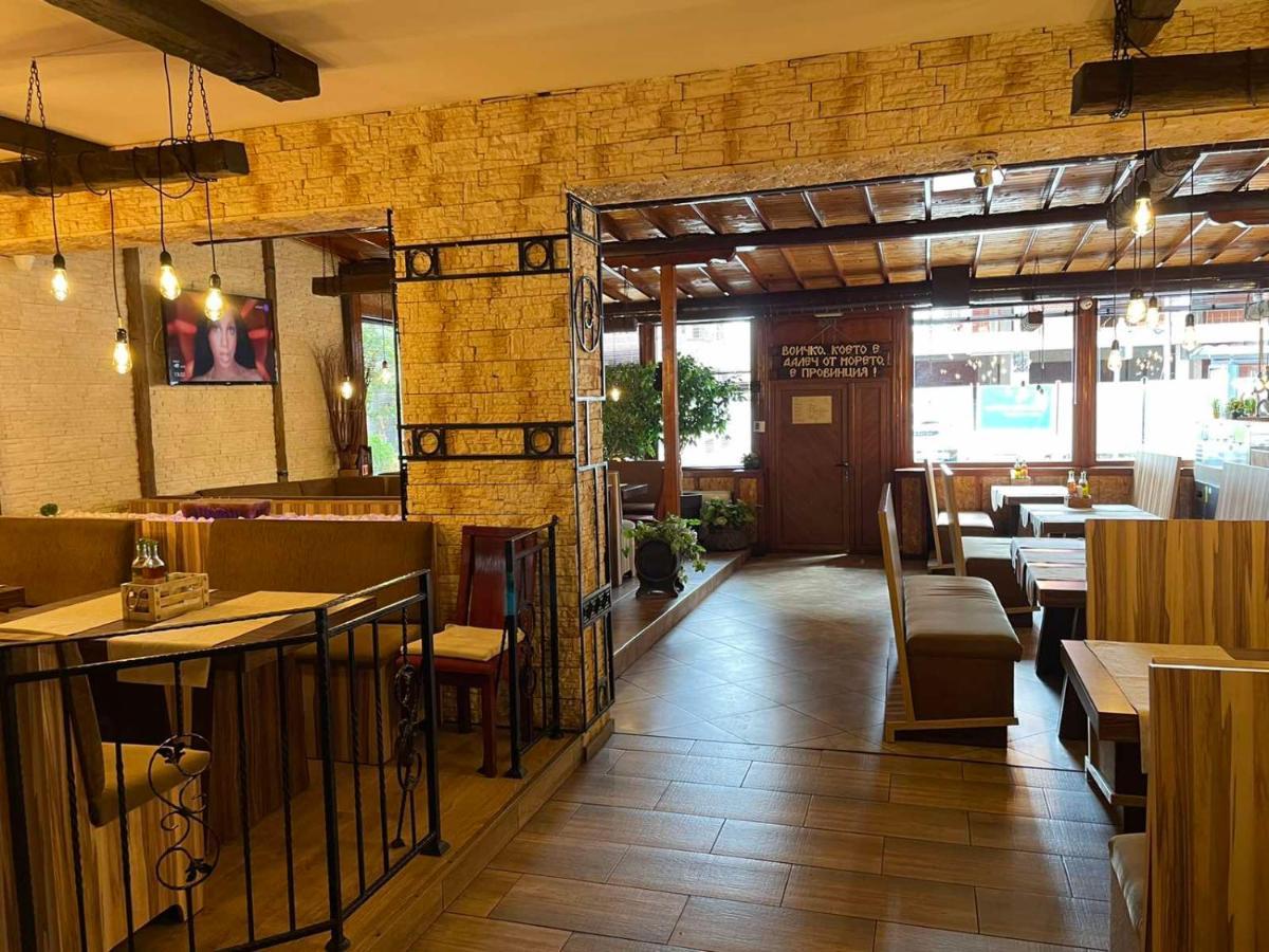 Sea Horse Hotel Burgas Exterior photo