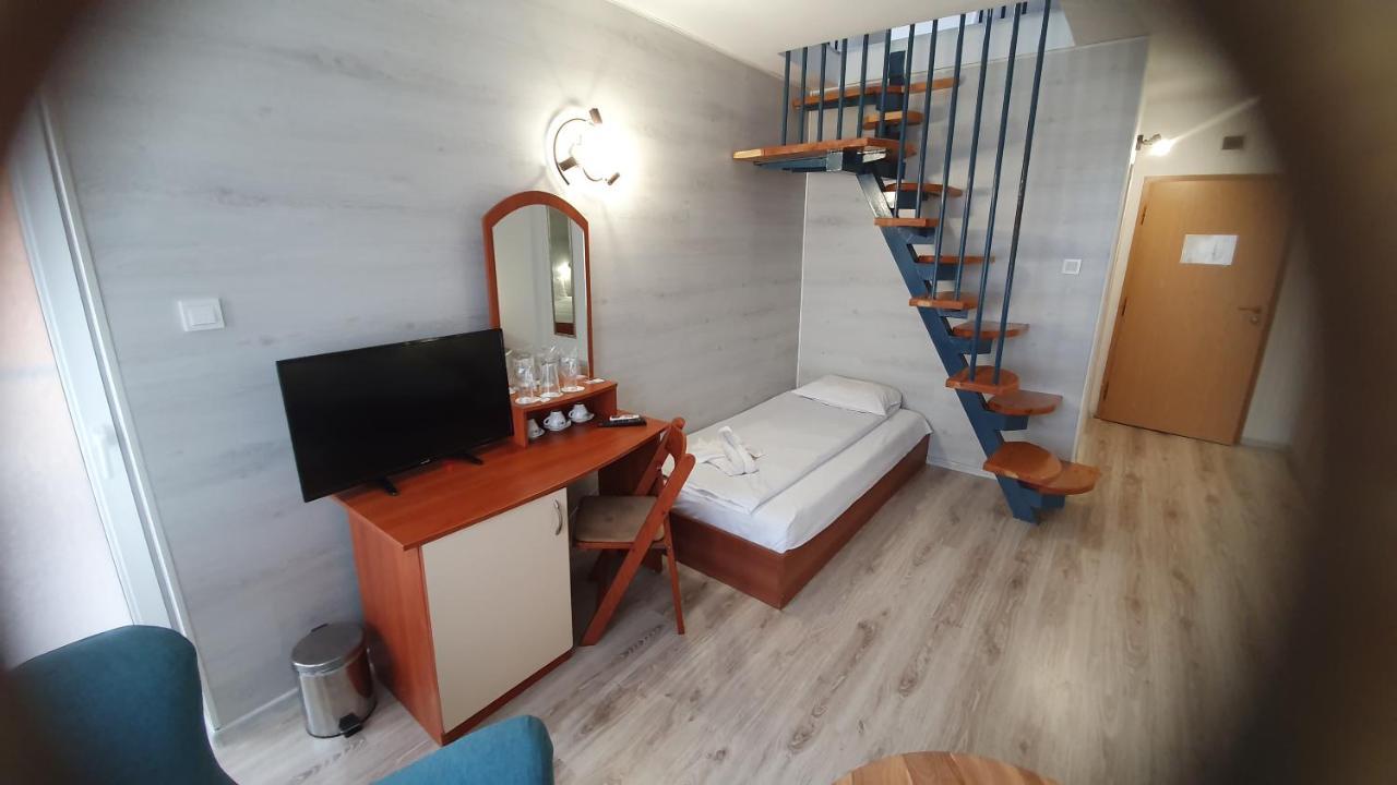 Sea Horse Hotel Burgas Exterior photo