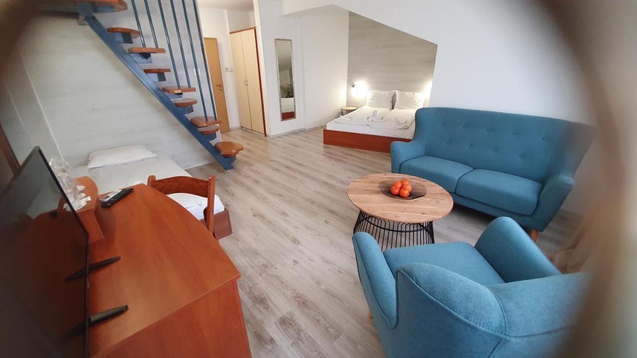Sea Horse Hotel Burgas Exterior photo